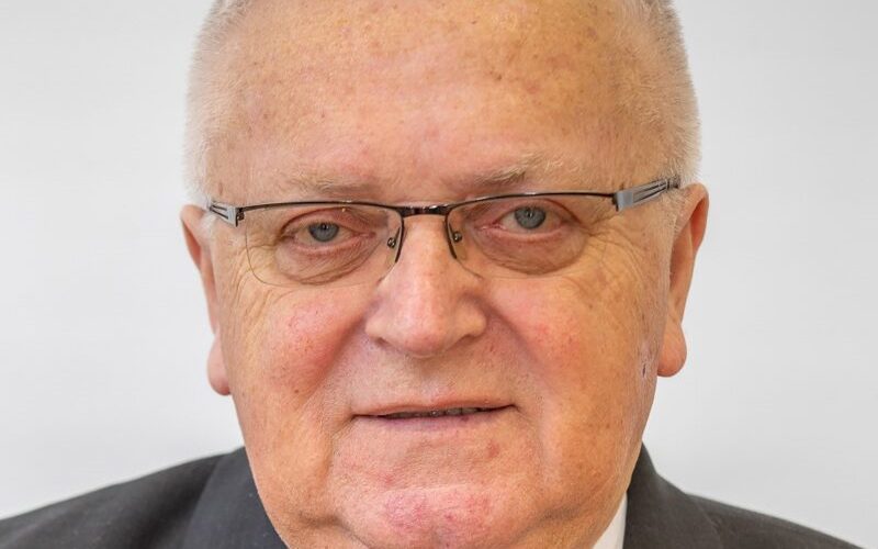 vlč. Antun Pećar