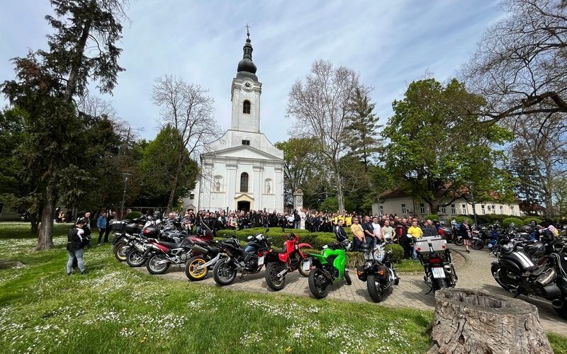[Fotogalerija] Održan prvi blagoslov motociklista i motocikala u Ivanić-Gradu