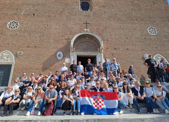 Izvješće s jubilejskog hrvatskog nacionalnog hodočašća u Rim – župe sv. Petra apostola u Ivanić-Gradu