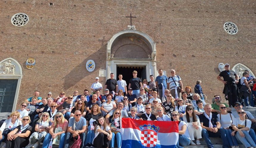 Izvješće s jubilejskog hrvatskog nacionalnog hodočašća u Rim – župe sv. Petra apostola u Ivanić-Gradu