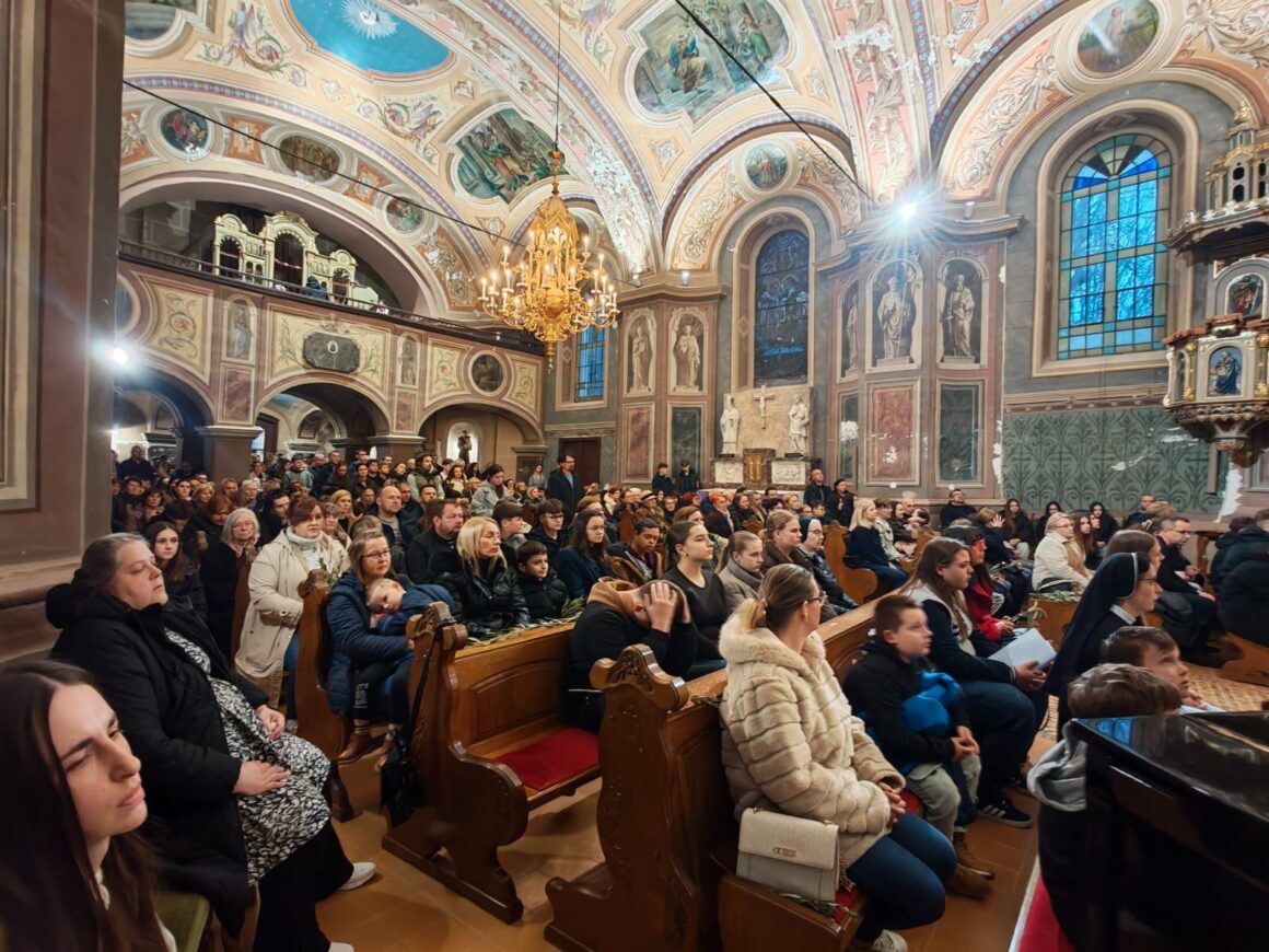 Cvjetnica u župi sv. Petra apostola u Ivanić-Gradu 29. ožujka 2026.