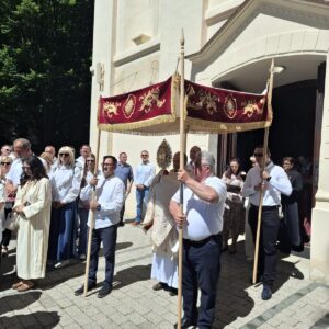WhatsApp Image 2026-06-06 at 16.50.25 (2) Proslavljena svetkovina Tijelova i tijelovska procesija 4. lipnja 2026. u župi sv. Petra apostola u Ivanić-Gradu